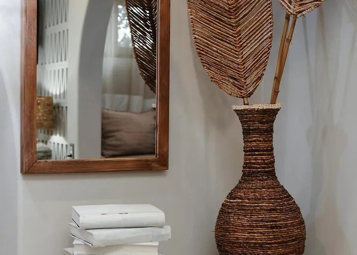 Chic Elysium - Serenity Apartment *