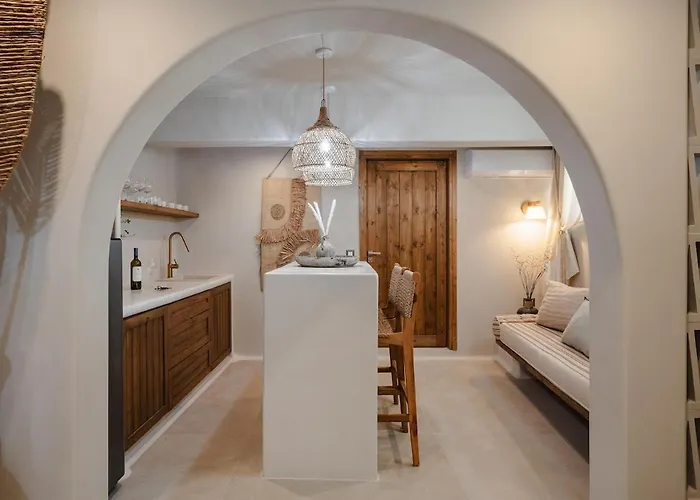 Chic Elysium - Serenity Naxos City