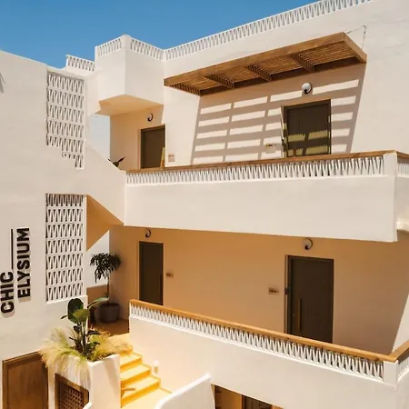 Chic Elysium - Serenity Apartment *